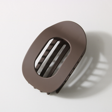 Load image into Gallery viewer, Oval Flat Hair Clip