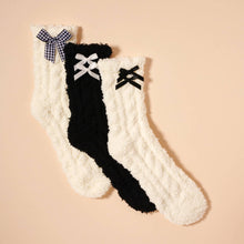 Load image into Gallery viewer, Fuzzy Floral & Bows Crew Socks