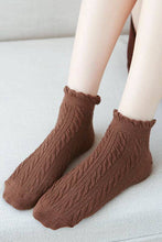 Load image into Gallery viewer, Coffee Twist Ankle Socks
