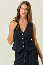 Load image into Gallery viewer, The Everly Textured Knit Zip Vest
