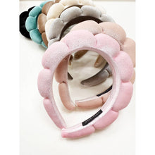 Load image into Gallery viewer, Melting Velvet Spa Headband
