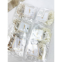 Load image into Gallery viewer, Sparkly Multi Pearl Hair Tie
