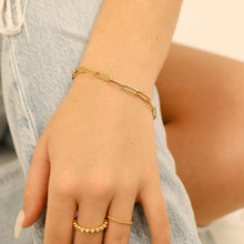 Load image into Gallery viewer, Stainless Steel Paperclip Chain Bracelet: Gold / 7&quot;
