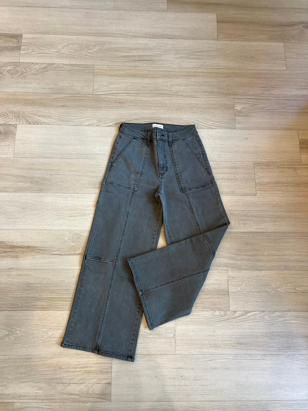 Lawson Olive Cargo