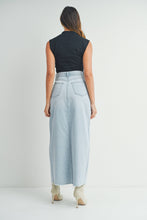 Load image into Gallery viewer, Maxi Open Slit Denim Skirt
