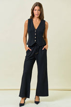 Load image into Gallery viewer, The Everly Textured Knit Zip Vest
