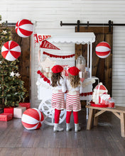 Load image into Gallery viewer, Red and Cream Scalloped Felt Banner Set
