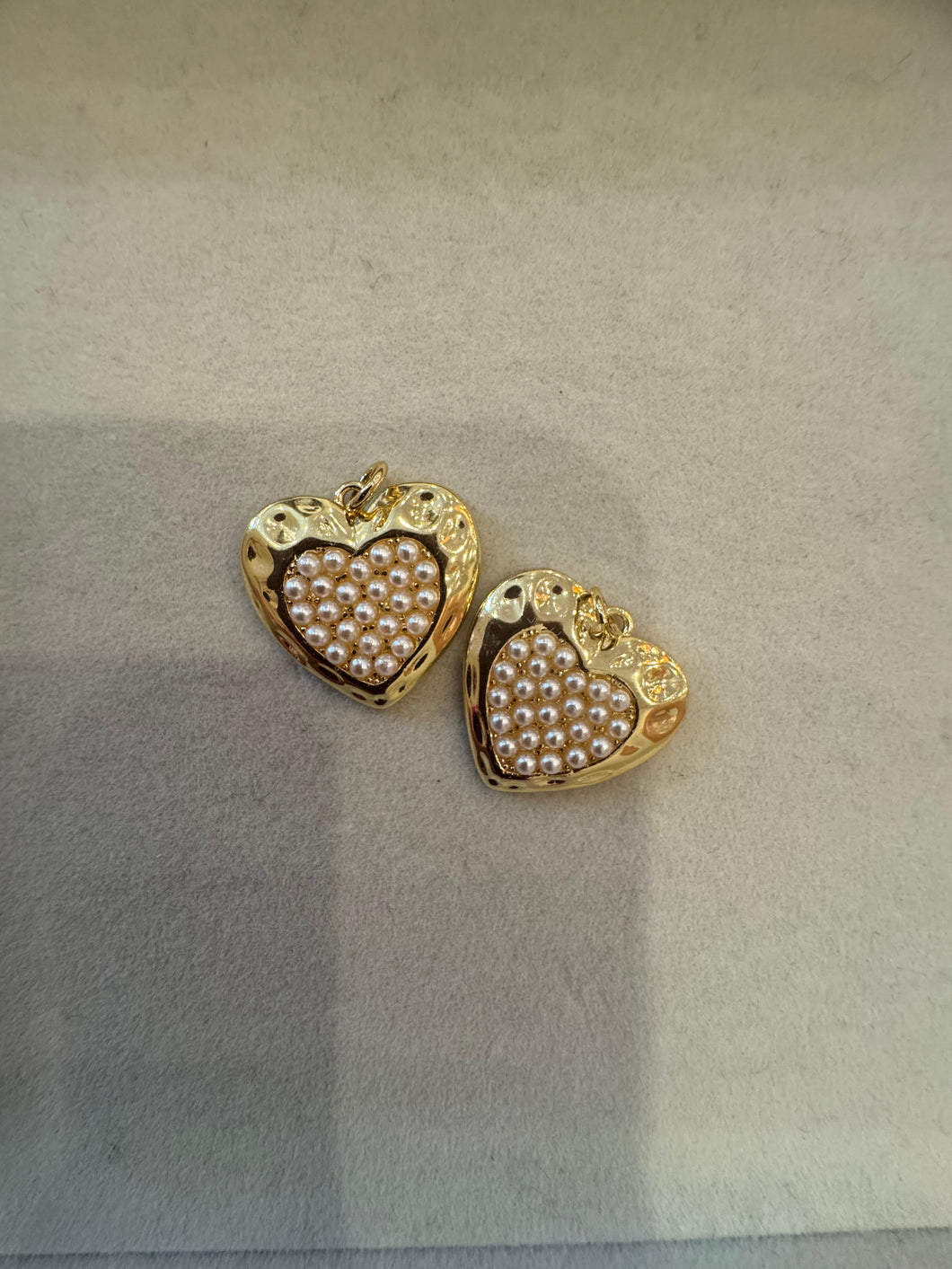 Charm Bar: Pearl Heart