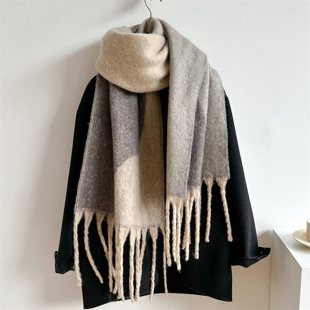 Geoloom Fringe Wool Scarf