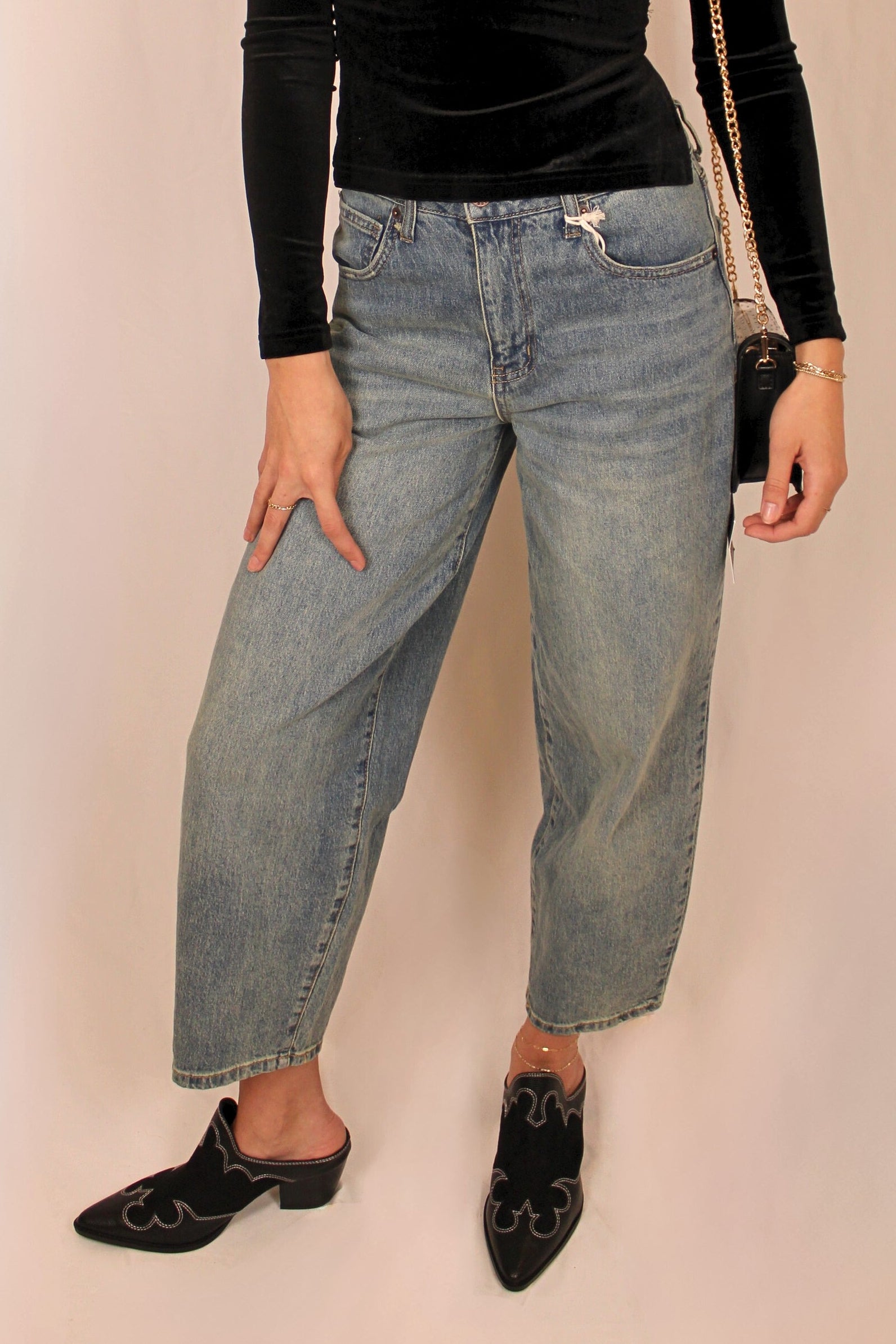 Harlow Vintage