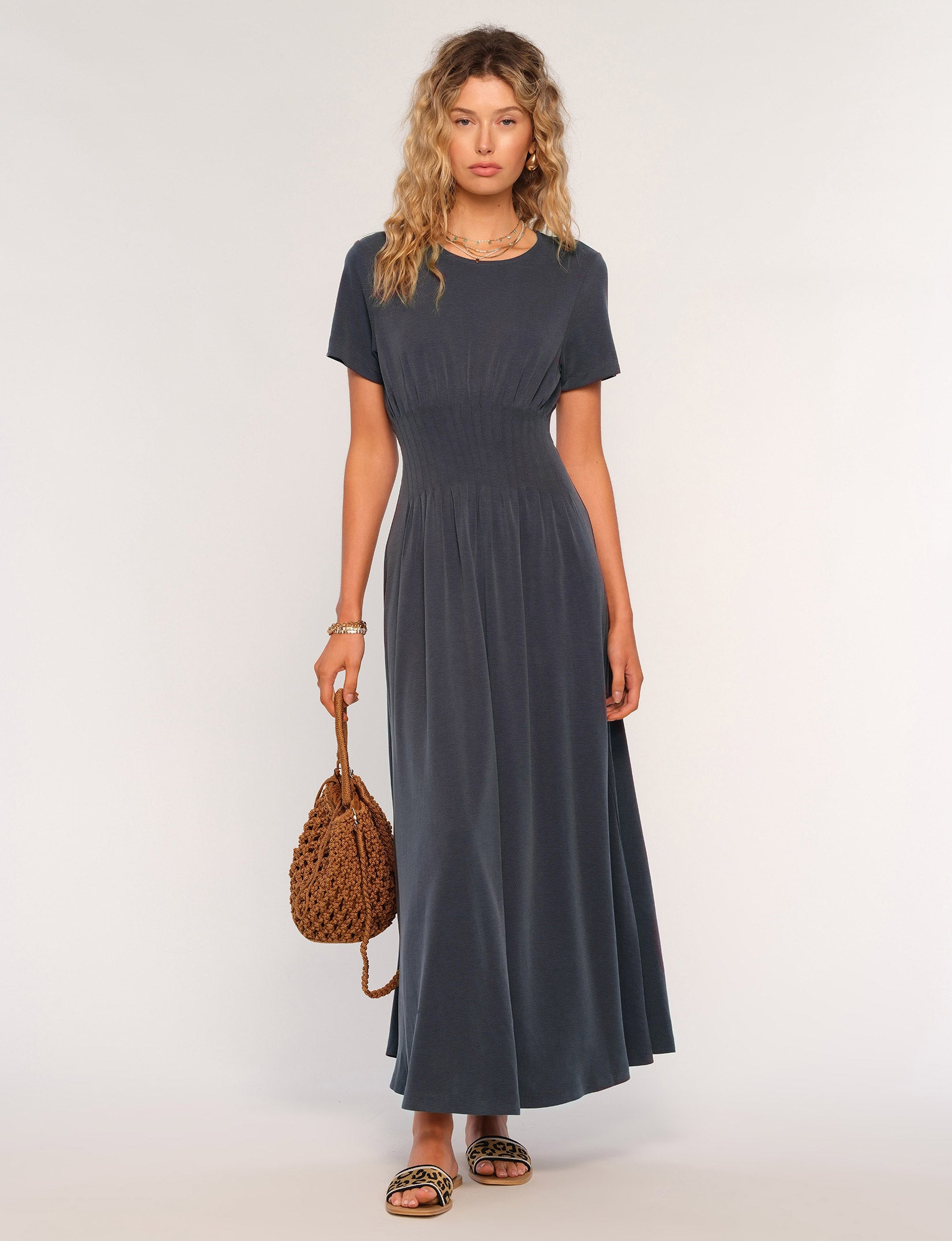 Effortless Muse – Estella Rose Fashion