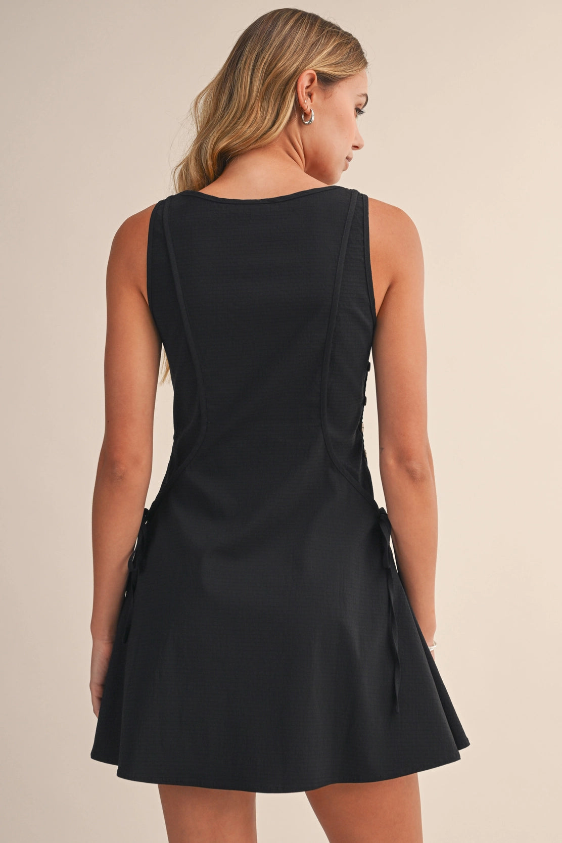 The Midnight Motion Bow Mini