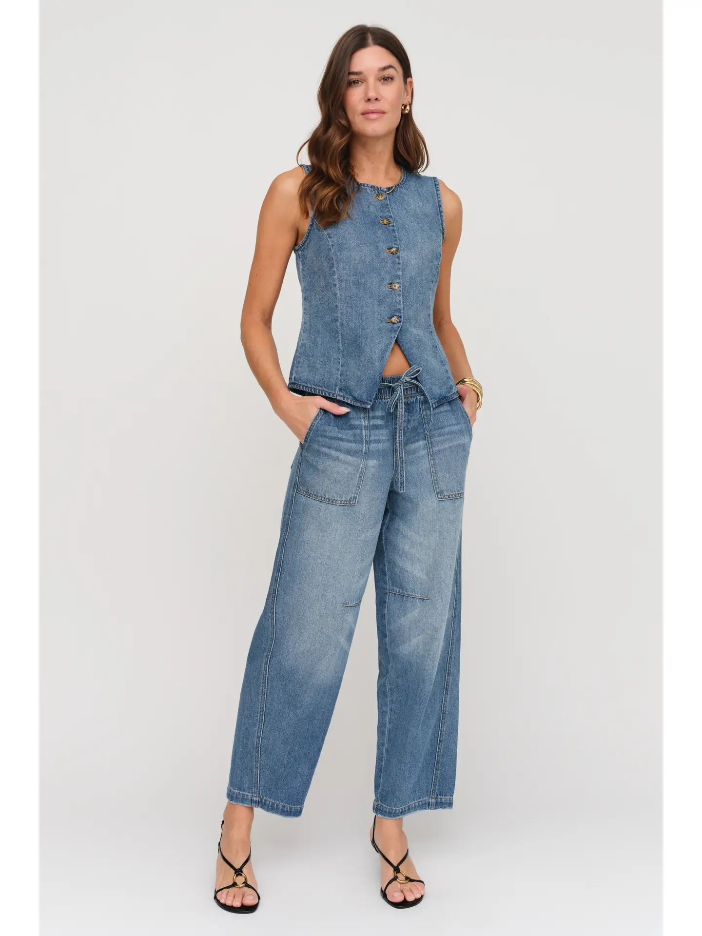 Willow High Rise Barrel Jean