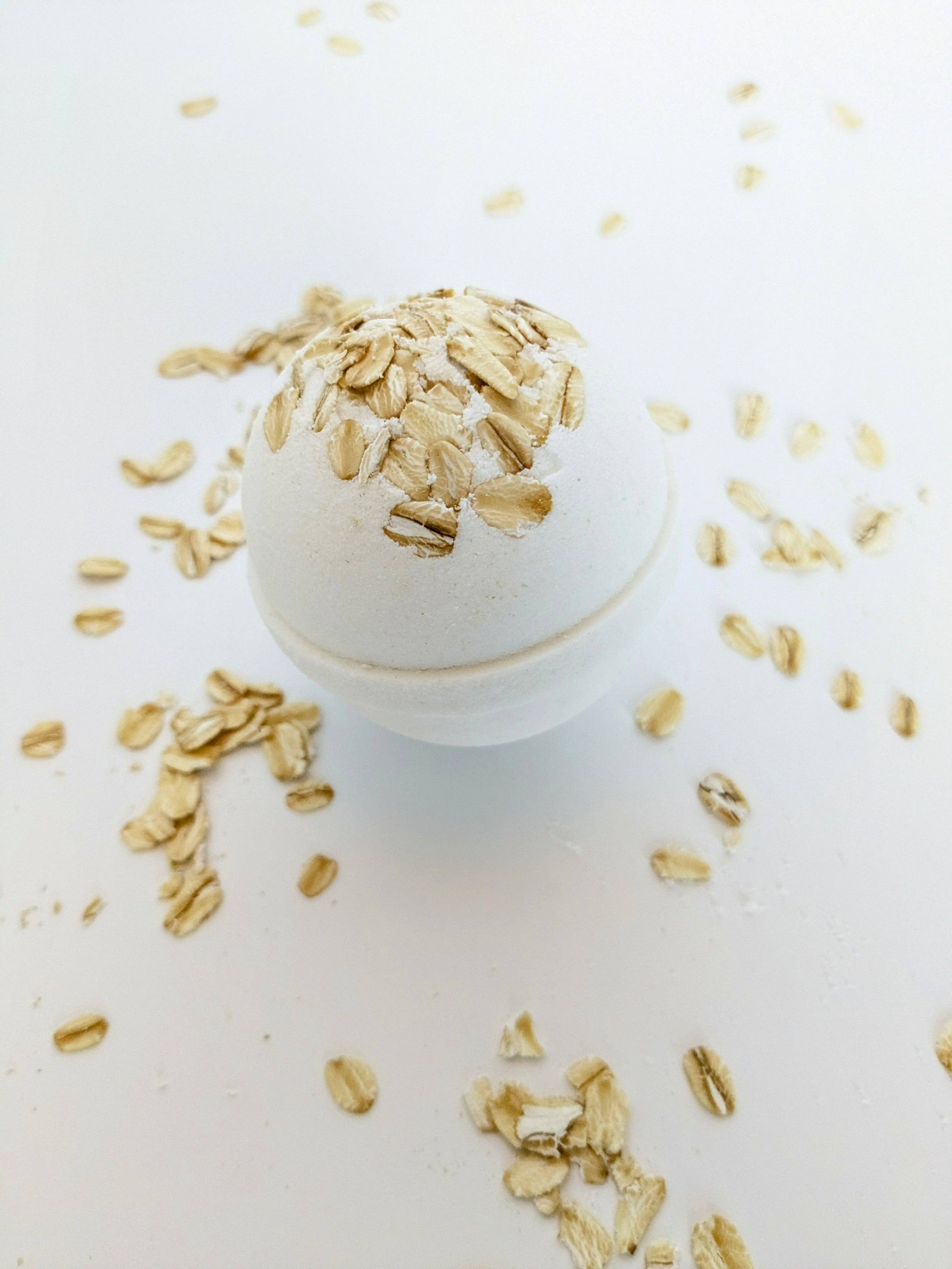 Honey & Oats Bath Bomb