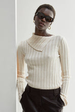 Load image into Gallery viewer, Raven Neck Flap Ribbed Sweater
